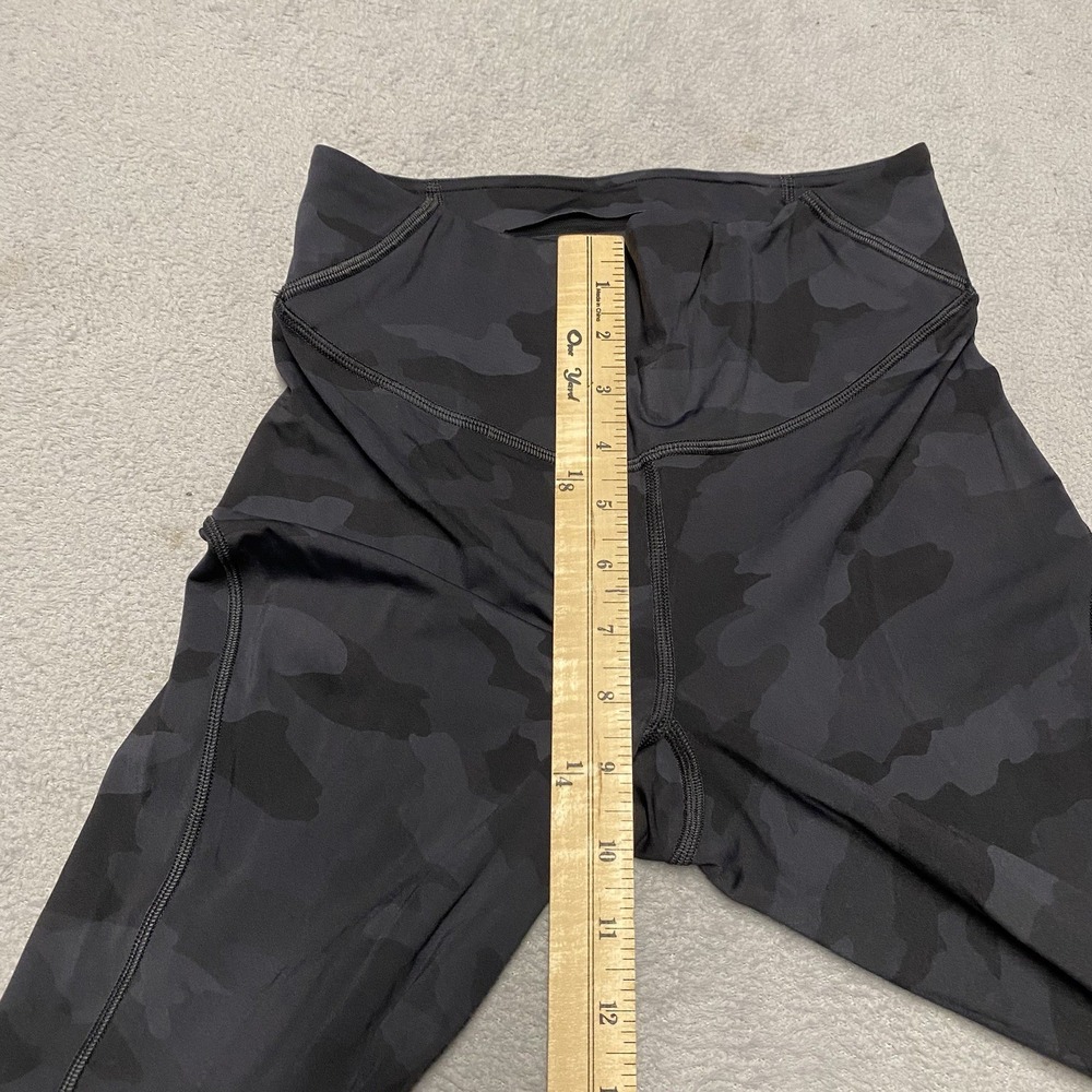 Lululemon Base Pace High Rise Crop Leggings Size 6 Black Camo Nulux - Picture 7 of 9